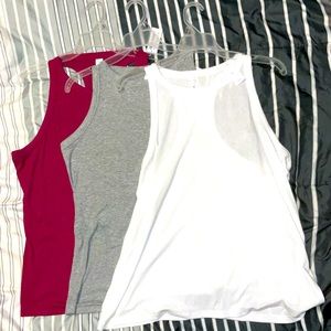 Women’s plus size tank tops